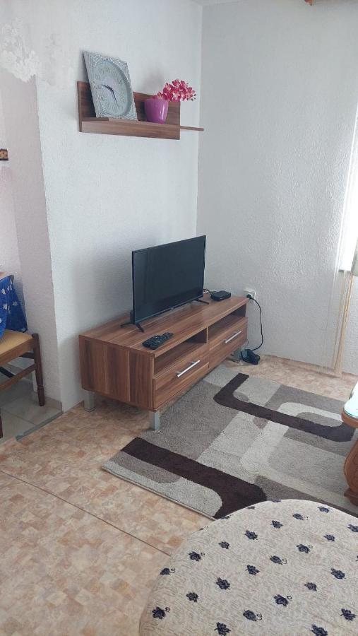 Apartman Mely Kulen Vakuf Luaran gambar